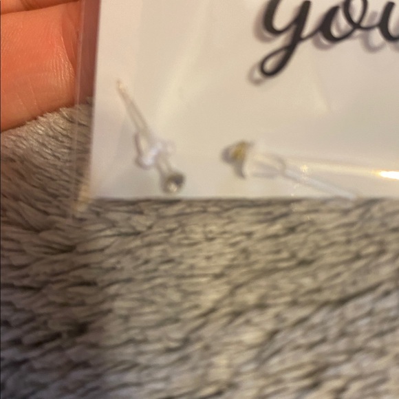 Different Designs earrings - Picture 2 of 9